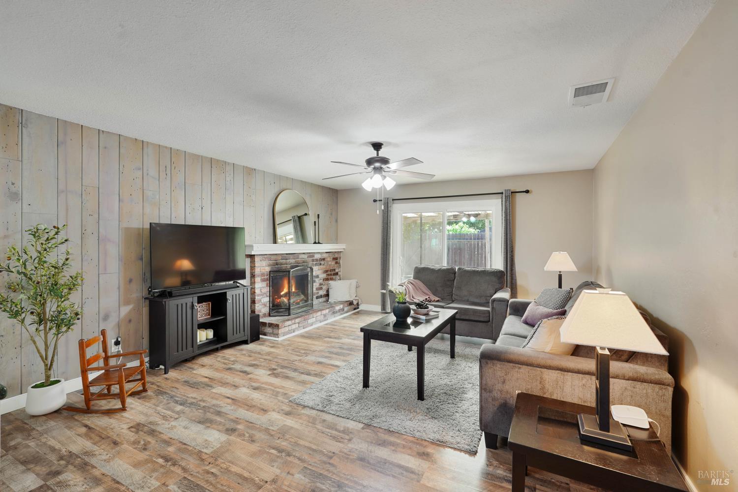 500 Cypress Street Dixon CA 95620