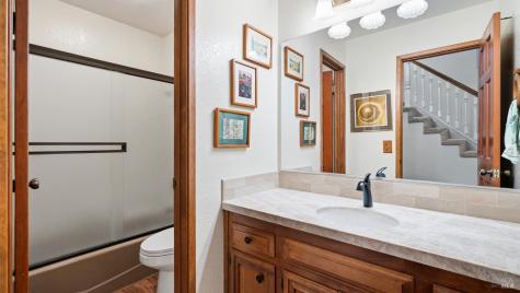 578 Caber Drive Santa Rosa CA 95409