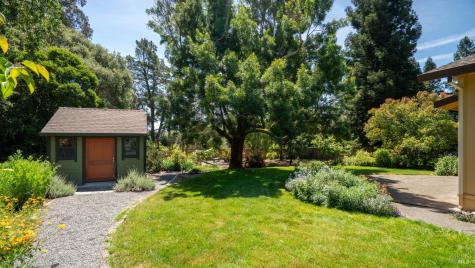 578 Caber Drive Santa Rosa CA 95409