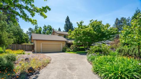 578 Caber Drive Santa Rosa CA 95409