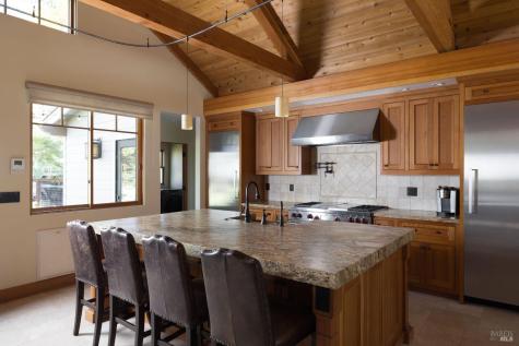 1636 Abramson Road Santa Rosa CA 95401
