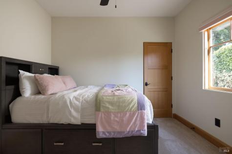 1636 Abramson Road Santa Rosa CA 95401