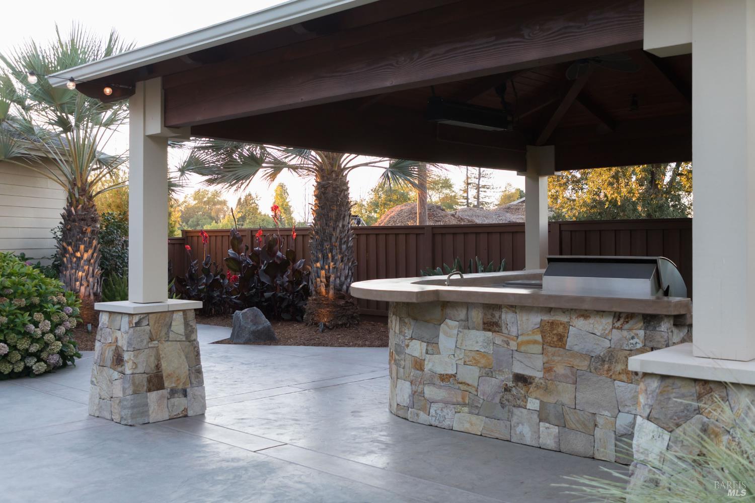 1636 Abramson Road Santa Rosa CA 95401