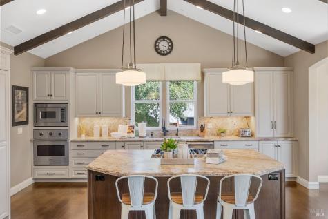 3519 Hanover Place Santa Rosa CA 95404