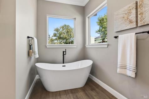 3817 Moss Hollow Court Santa Rosa CA 95404