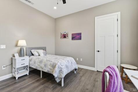 3817 Moss Hollow Court Santa Rosa CA 95404