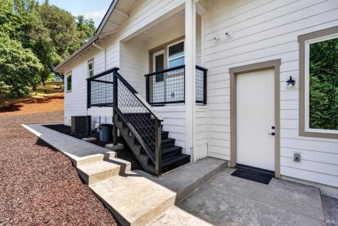 3817 Moss Hollow Court Santa Rosa CA 95404