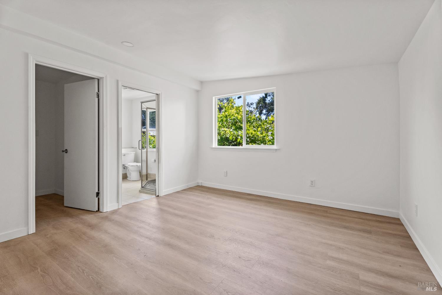 2025 Valley Road Willits CA 95490