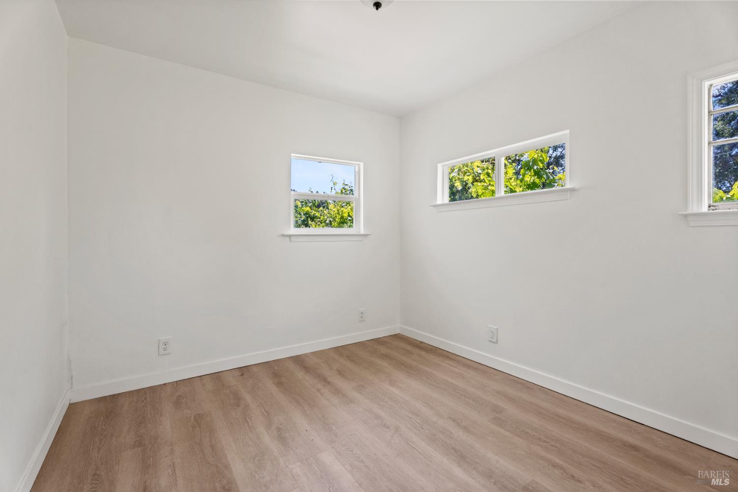 2025 Valley Road Willits CA 95490