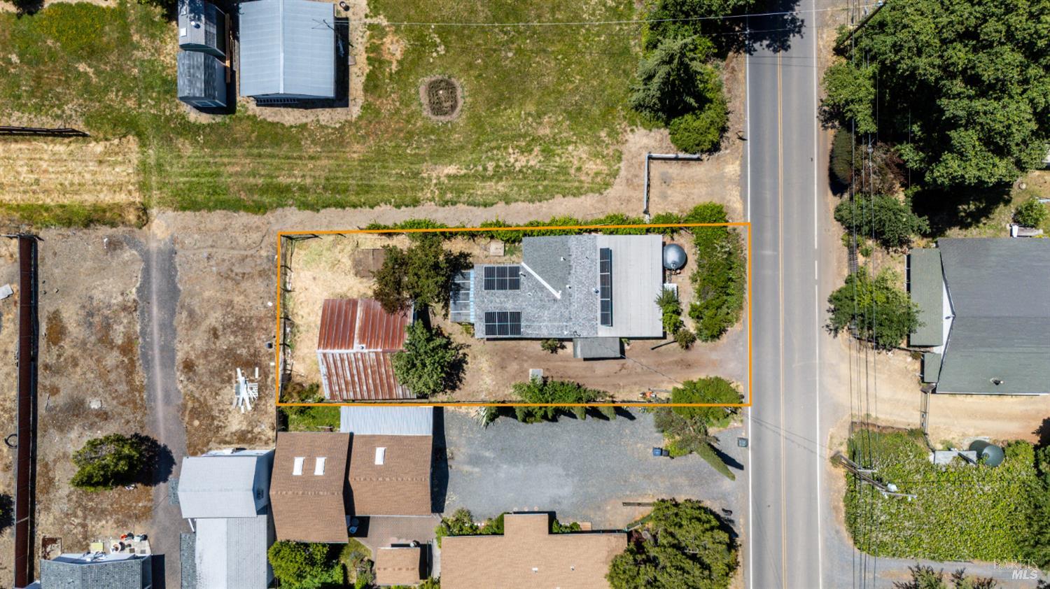 2025 Valley Road Willits CA 95490