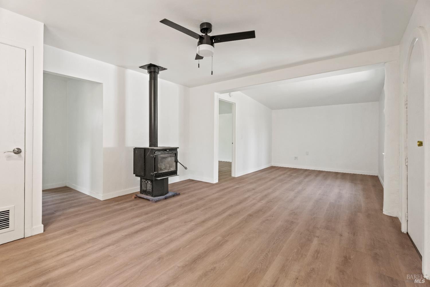 2025 Valley Road Willits CA 95490