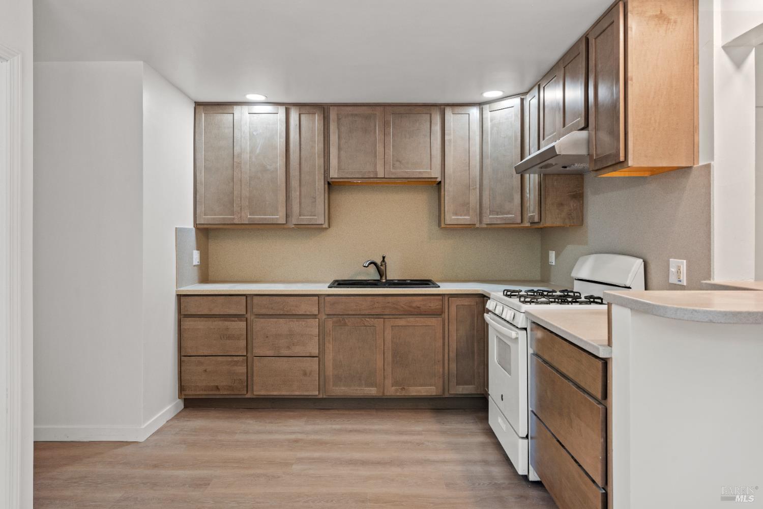 2025 Valley Road Willits CA 95490