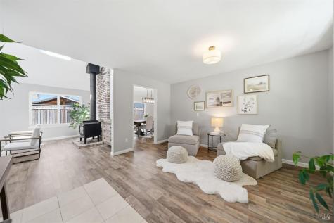 4062 Angeline Court Santa Rosa CA 95405