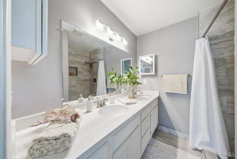 4062 Angeline Court Santa Rosa CA 95405