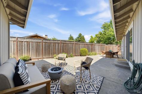 4062 Angeline Court Santa Rosa CA 95405