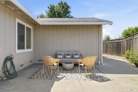 4062 Angeline Court Santa Rosa CA 95405