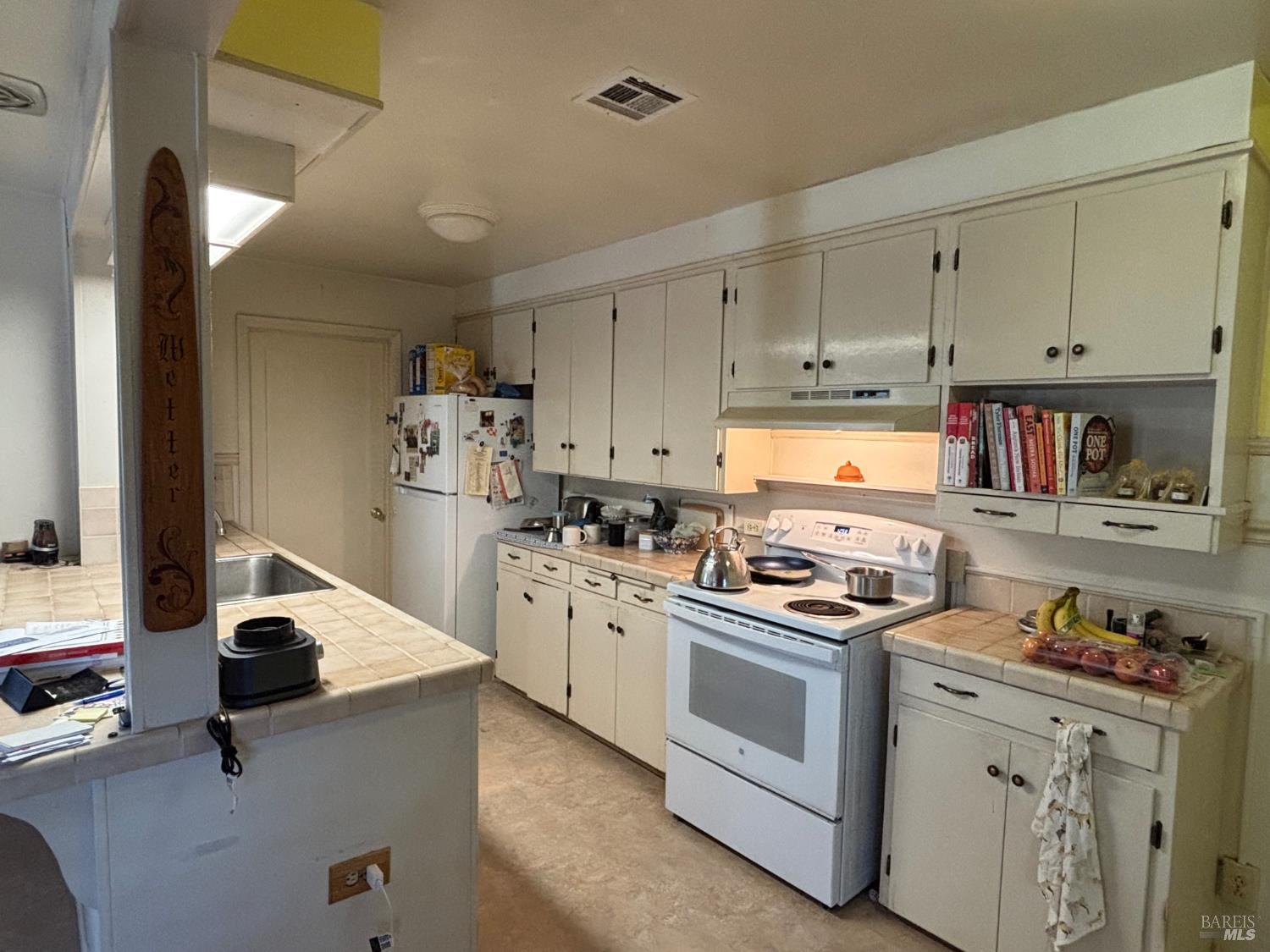 489 Cochrane Avenue Ukiah CA 95482