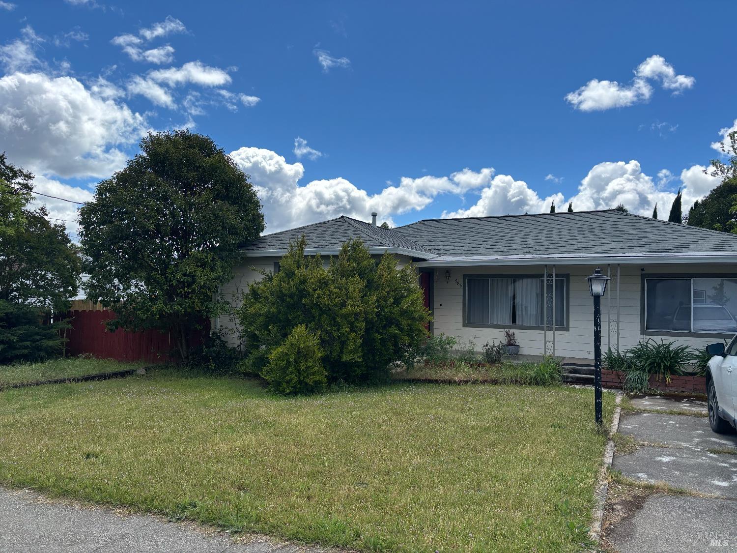 489 Cochrane Avenue Ukiah CA 95482