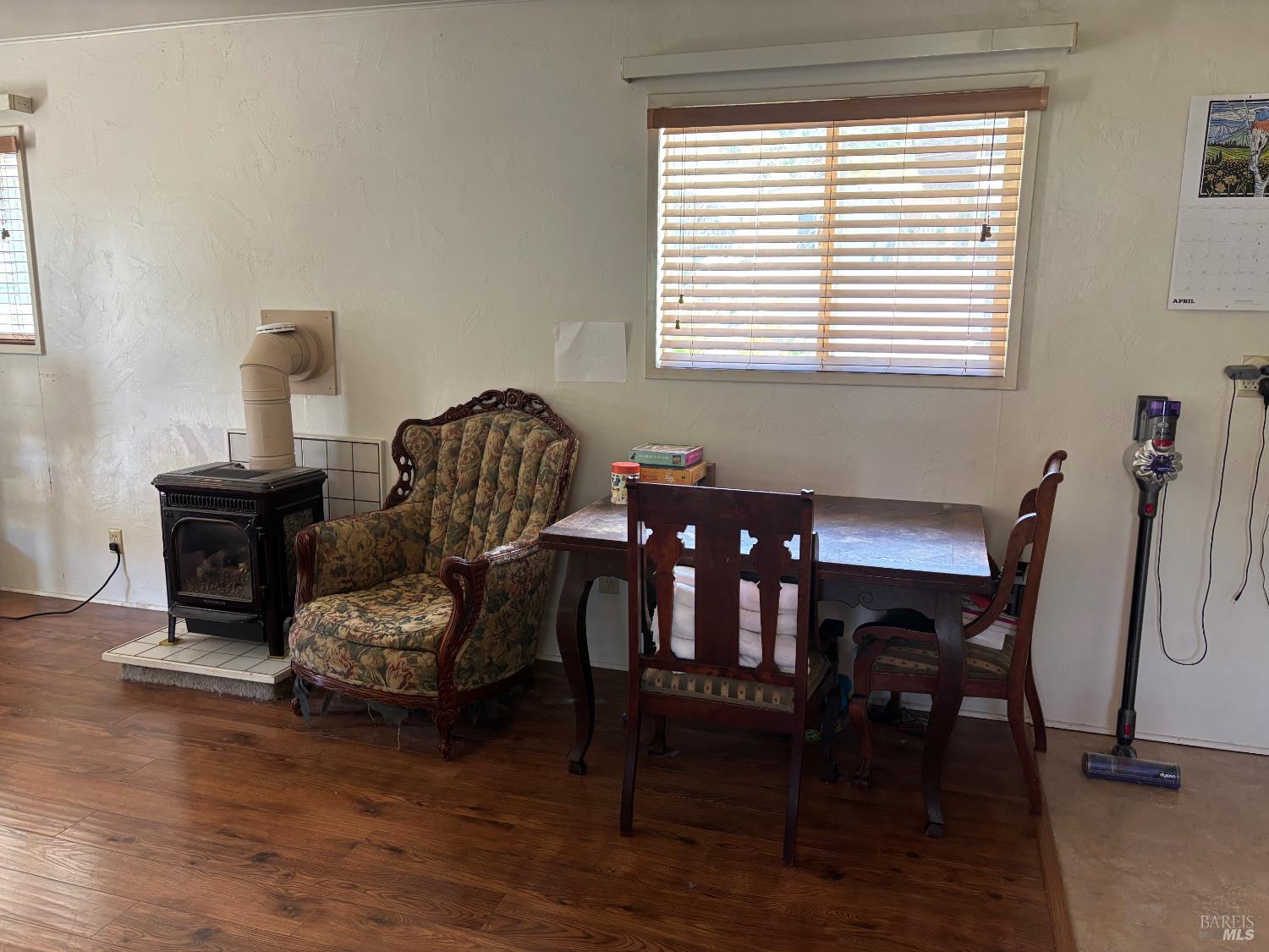 489 Cochrane Avenue Ukiah CA 95482