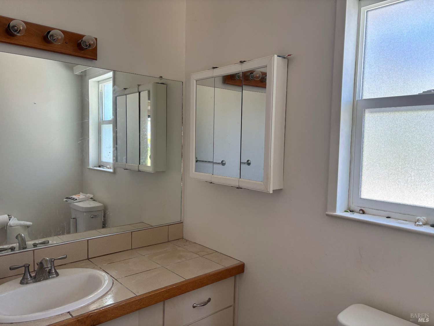 489 Cochrane Avenue Ukiah CA 95482