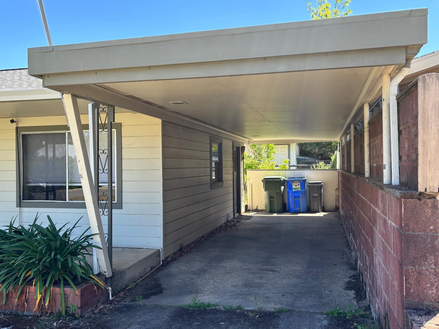 489 Cochrane Avenue Ukiah CA 95482