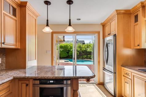 811 D Street Petaluma CA 94952