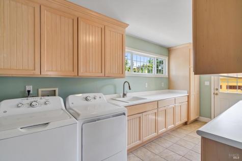 811 D Street Petaluma CA 94952