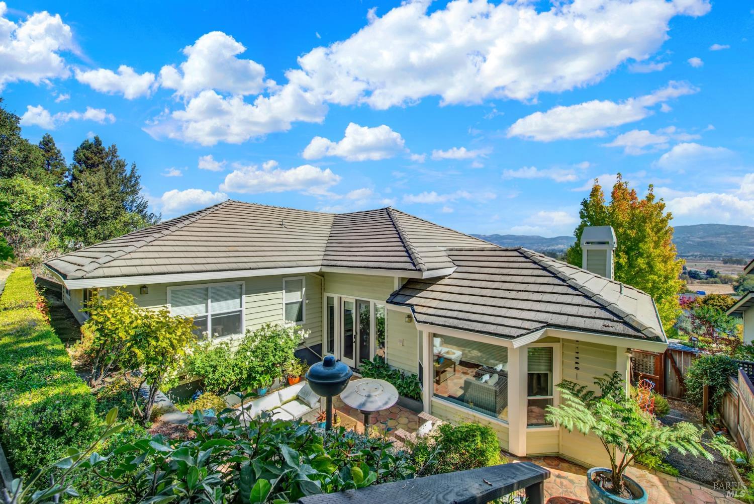 38 Clement Court Napa CA 94558