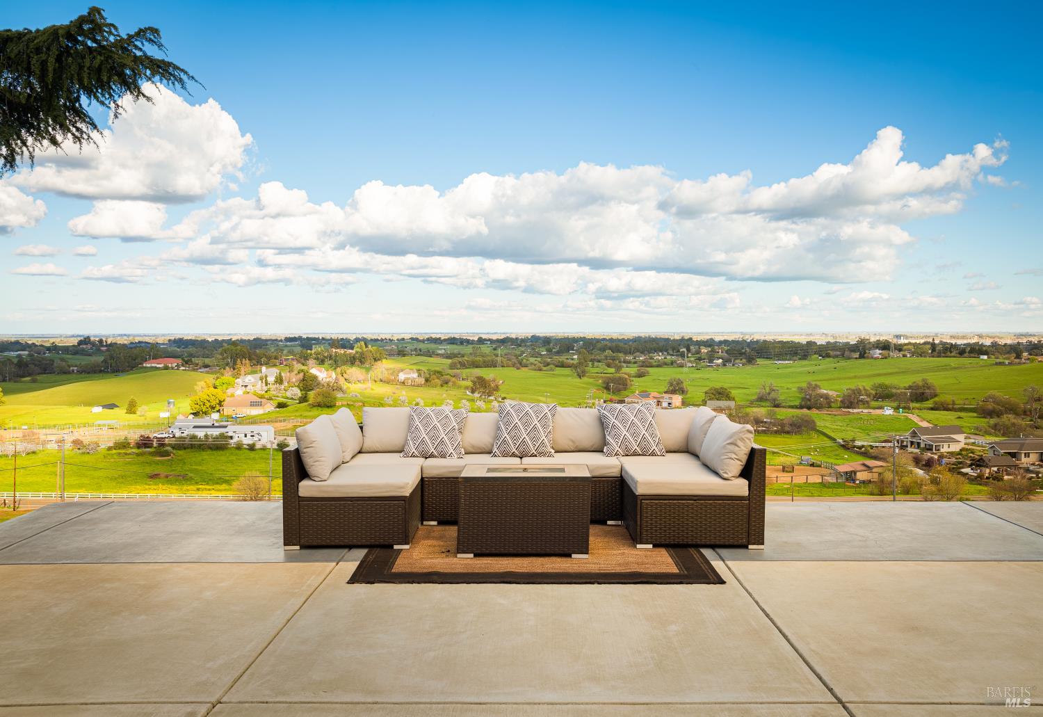 7413 English Hills Road Vacaville CA 95688