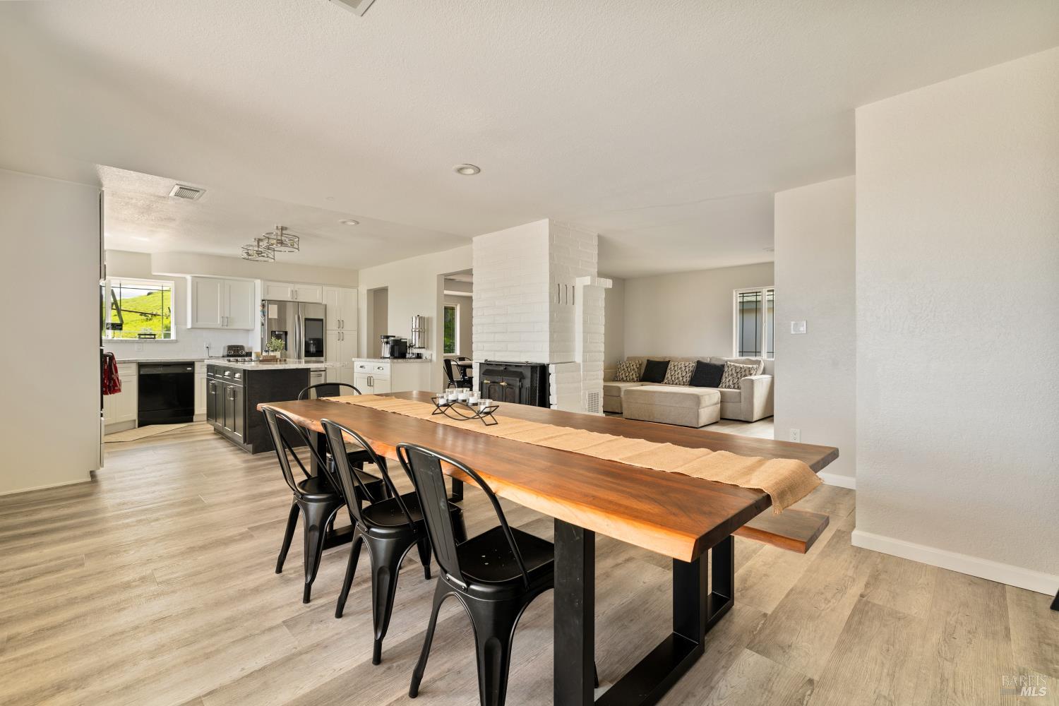 7413 English Hills Road Vacaville CA 95688