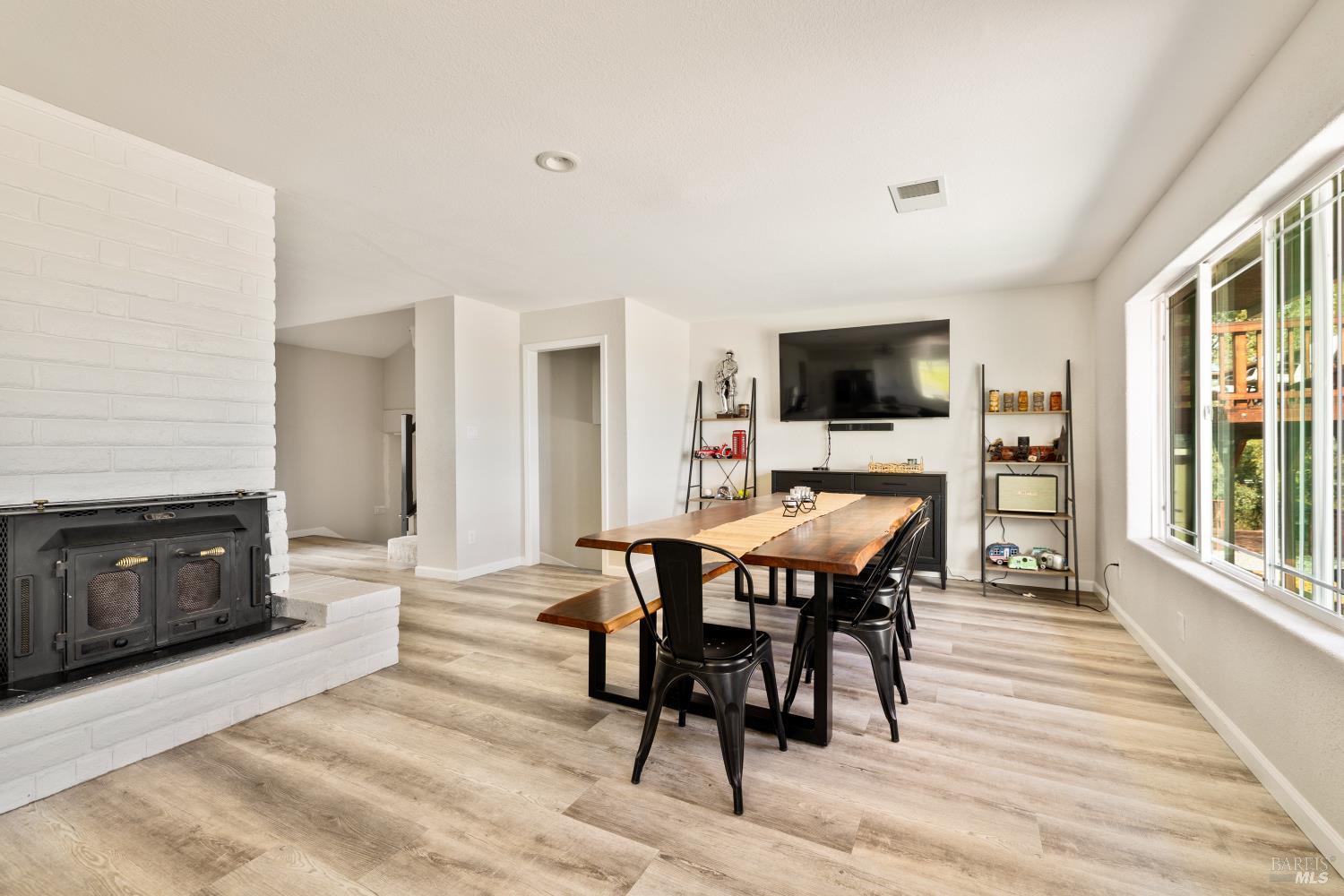 7413 English Hills Road Vacaville CA 95688