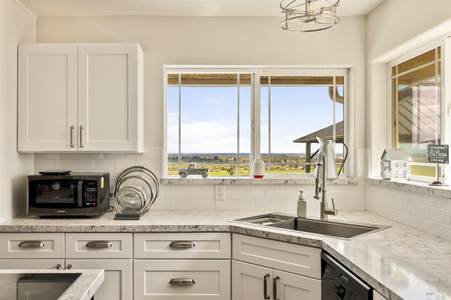 7413 English Hills Road Vacaville CA 95688