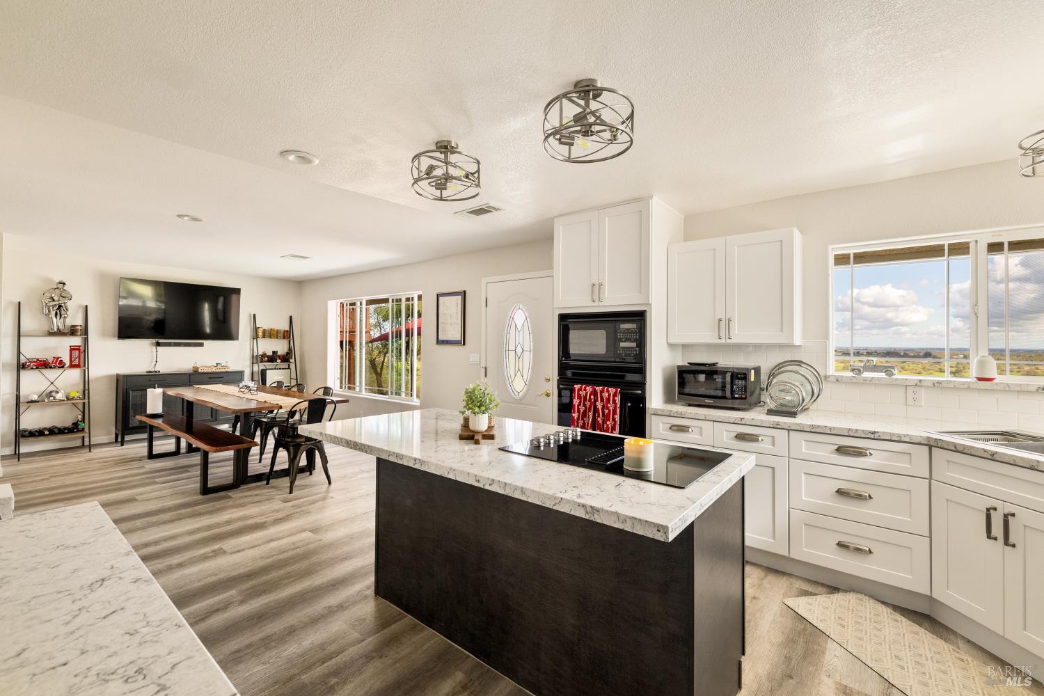 7413 English Hills Road Vacaville CA 95688
