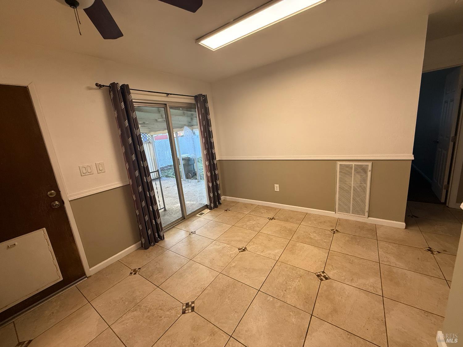 372 South Lenore Avenue Willits CA 95490