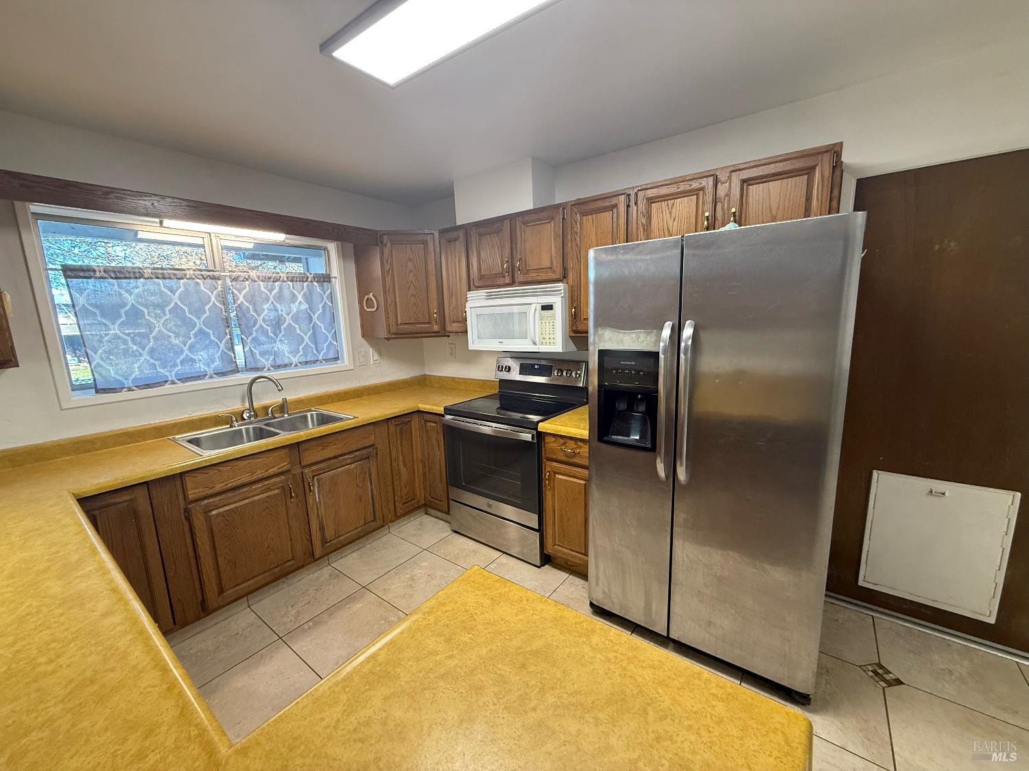372 South Lenore Avenue Willits CA 95490