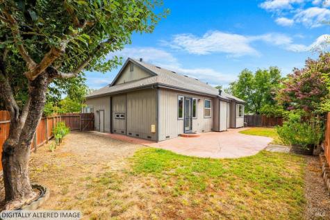 473 Muscat Drive Cloverdale CA 95425