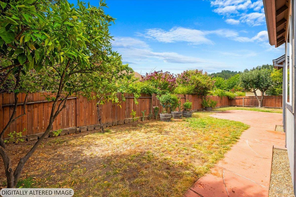 473 Muscat Drive Cloverdale CA 95425