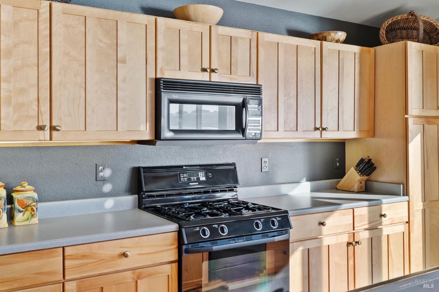 2 Sandy Beach Road Vallejo CA 94590