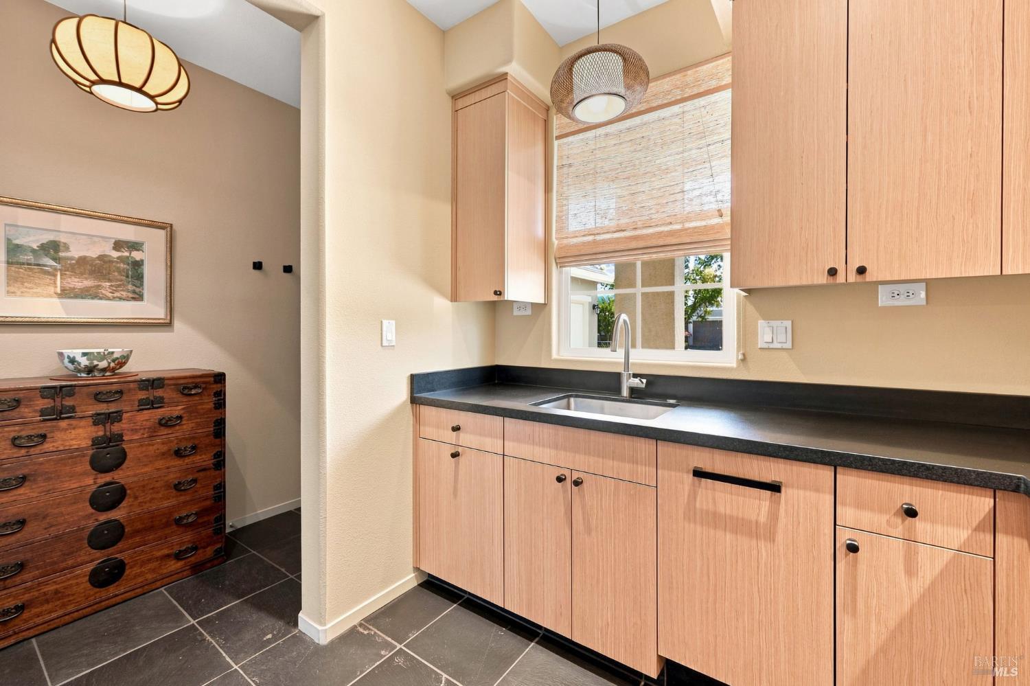 9333 Oak Trail Circle Santa Rosa CA 95409