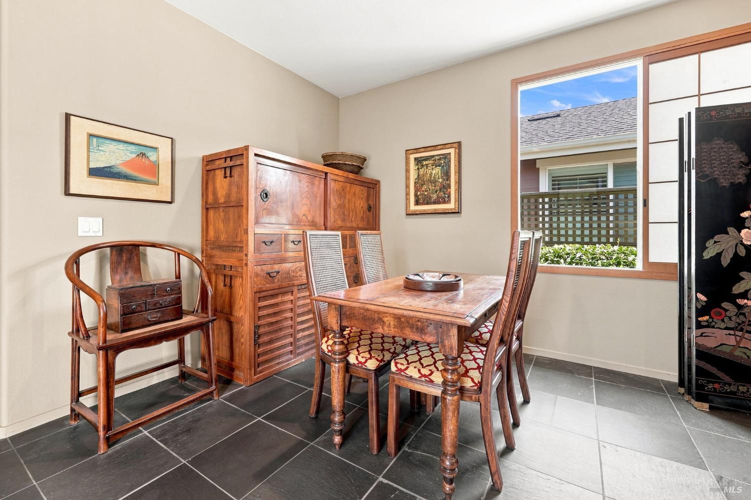 9333 Oak Trail Circle Santa Rosa CA 95409