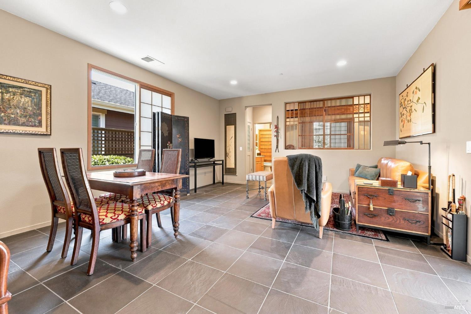9333 Oak Trail Circle Santa Rosa CA 95409