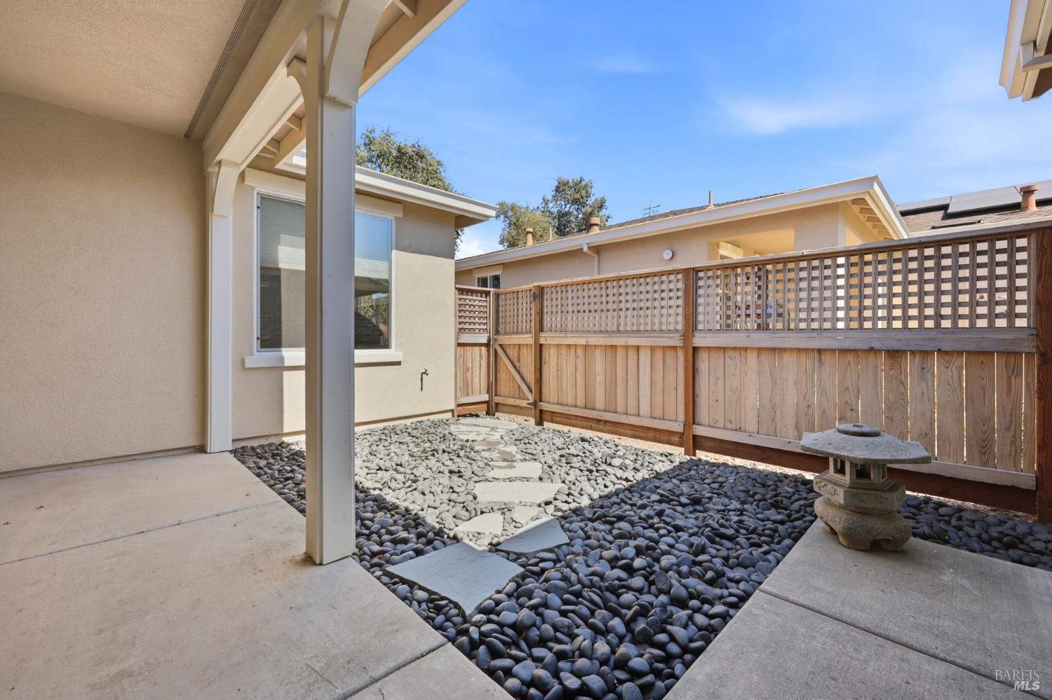9333 Oak Trail Circle Santa Rosa CA 95409