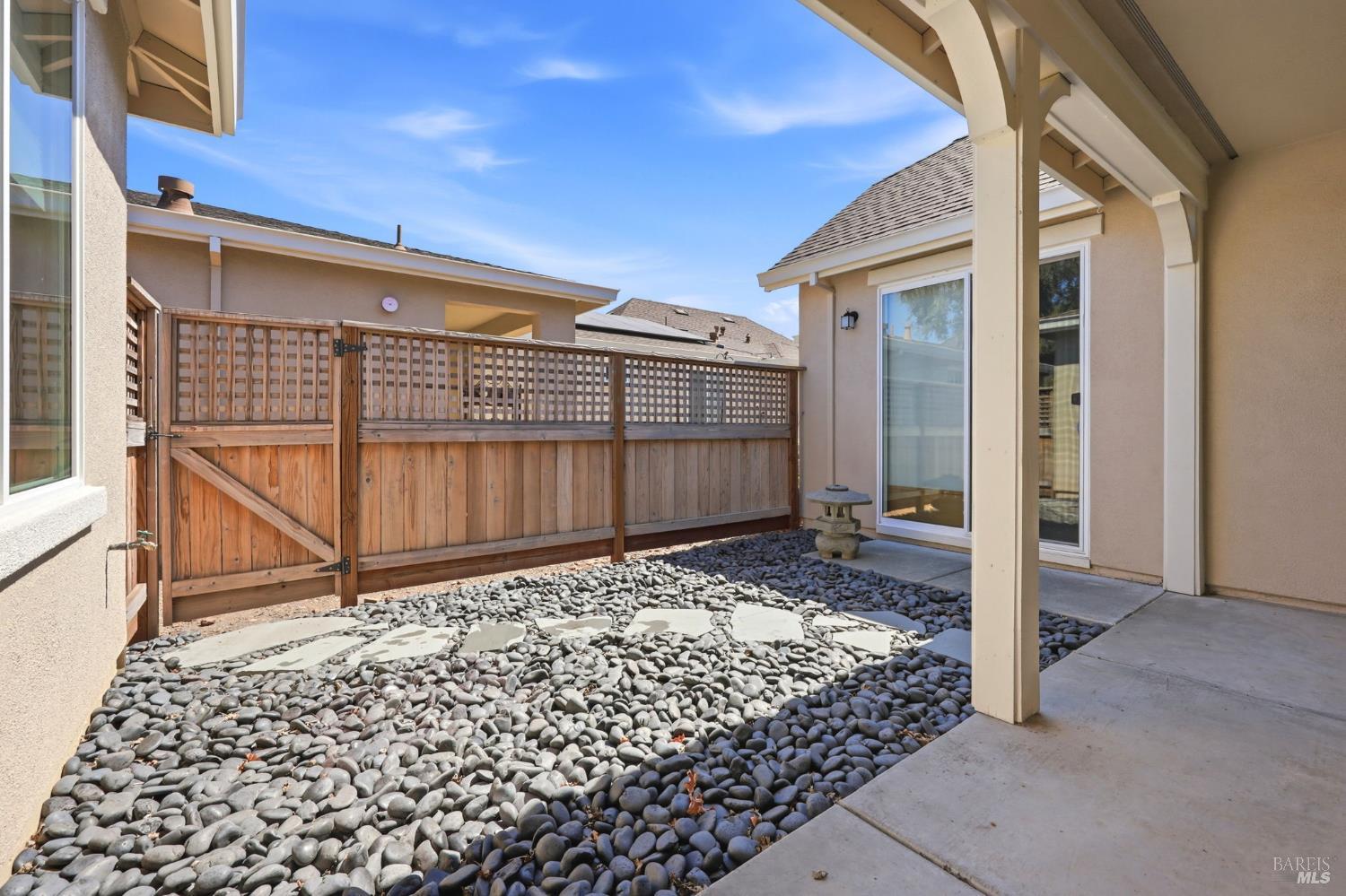 9333 Oak Trail Circle Santa Rosa CA 95409