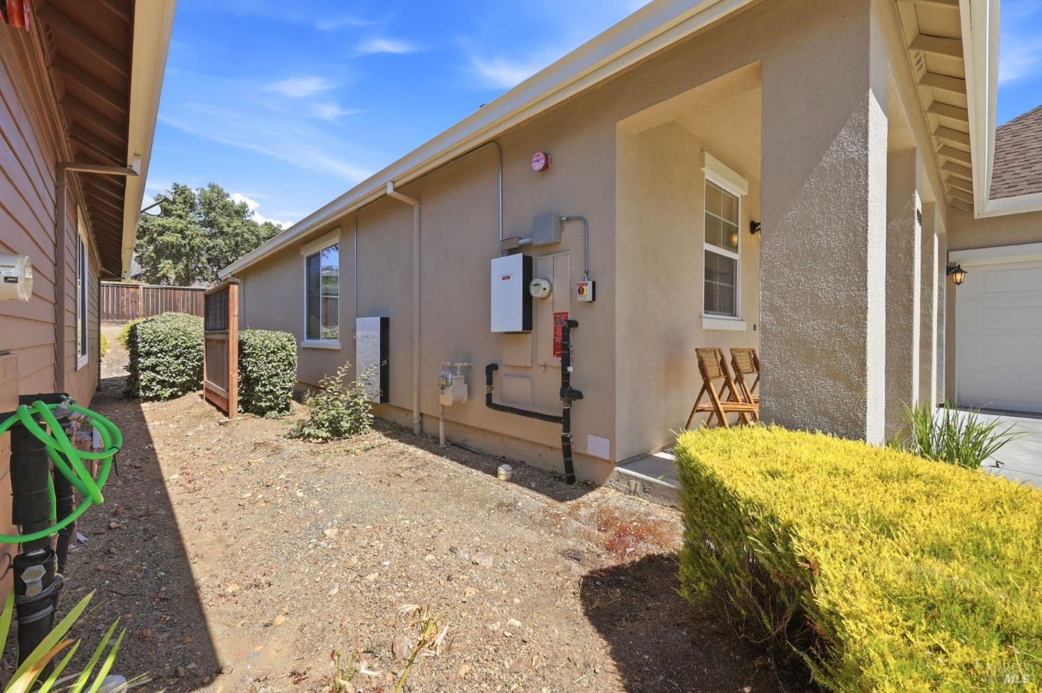 9333 Oak Trail Circle Santa Rosa CA 95409