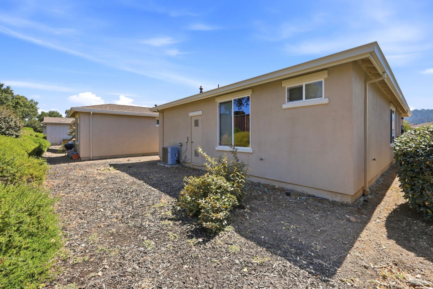 9333 Oak Trail Circle Santa Rosa CA 95409