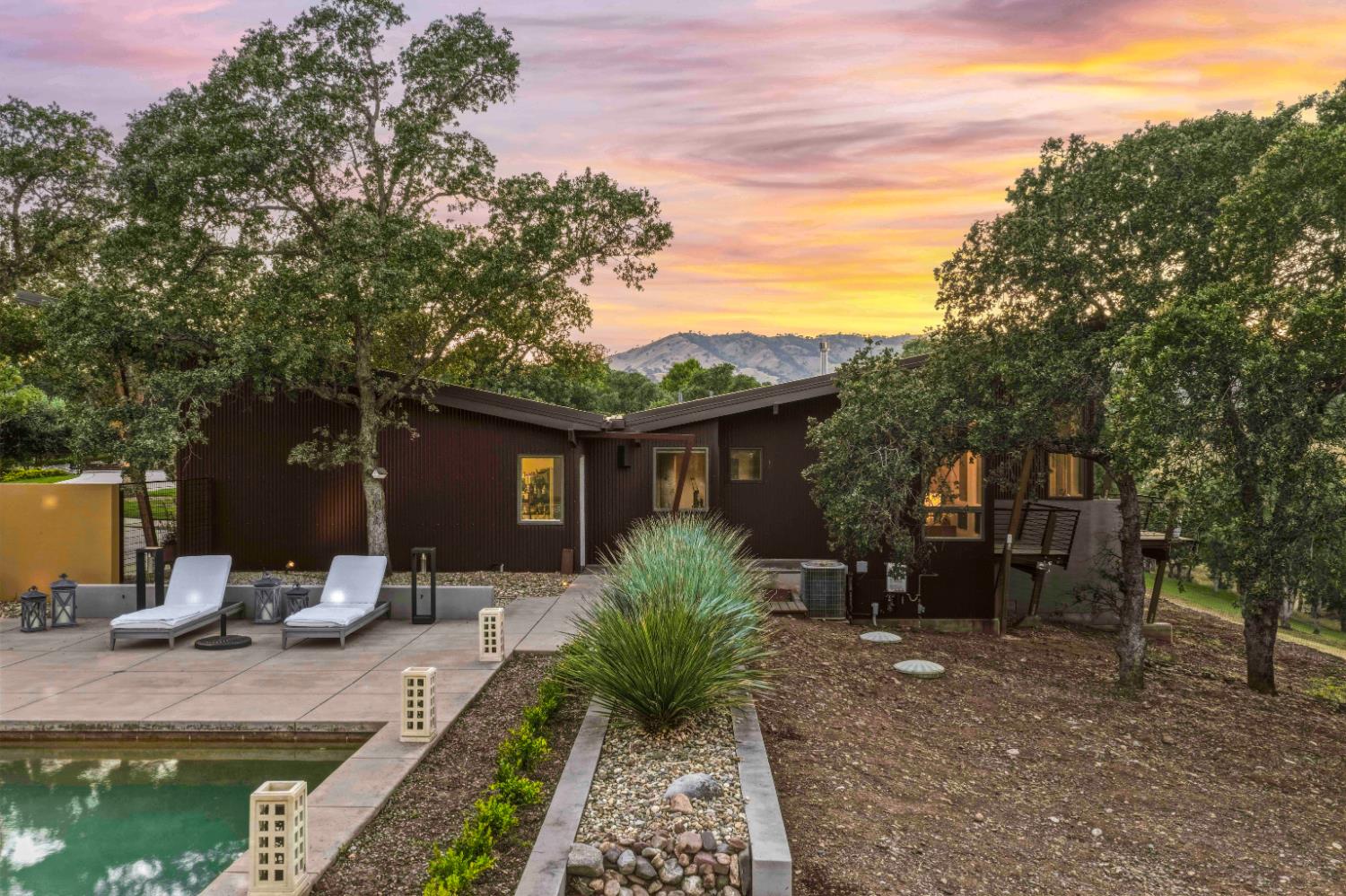 26000 Venado Drive Winters CA 95694