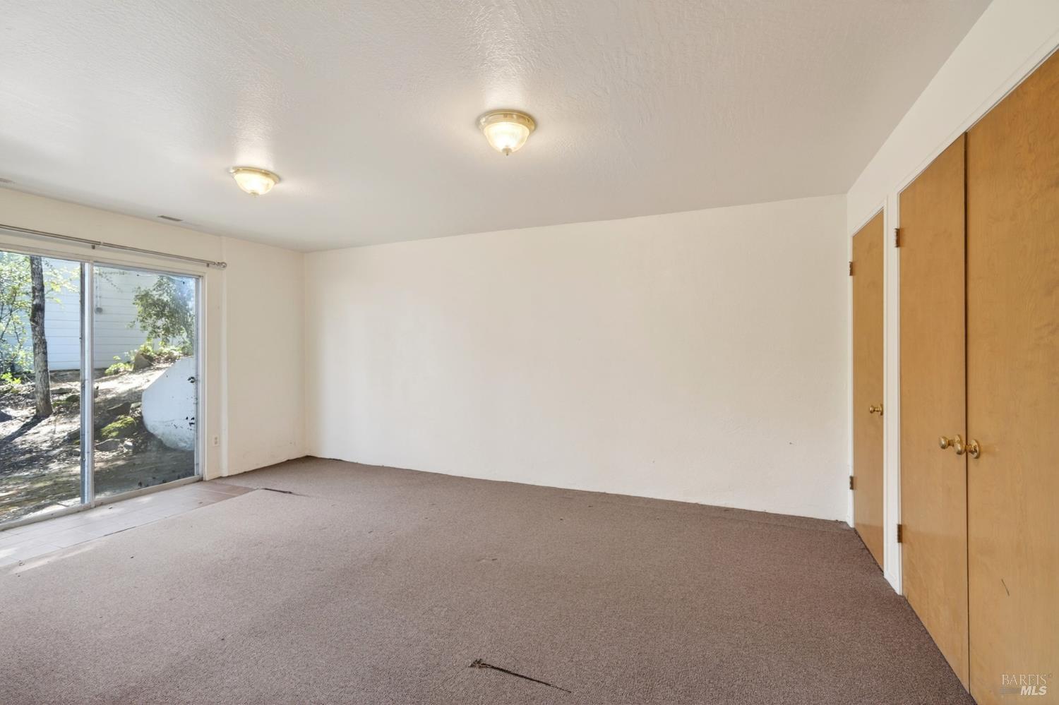 2062 Laguna Road Santa Rosa CA 95401
