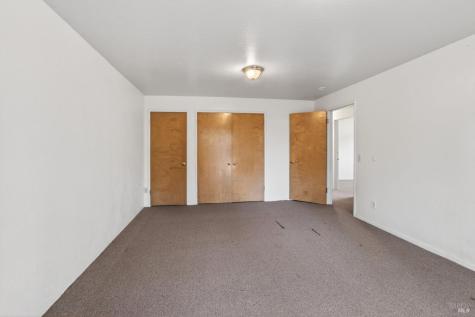 2062 Laguna Road Santa Rosa CA 95401