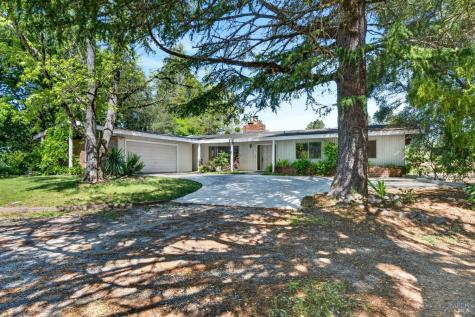 2062 Laguna Road Santa Rosa CA 95401