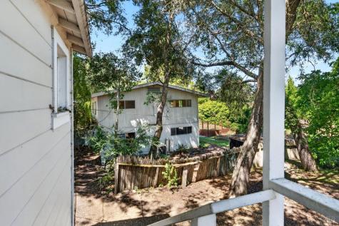 2062 Laguna Road Santa Rosa CA 95401